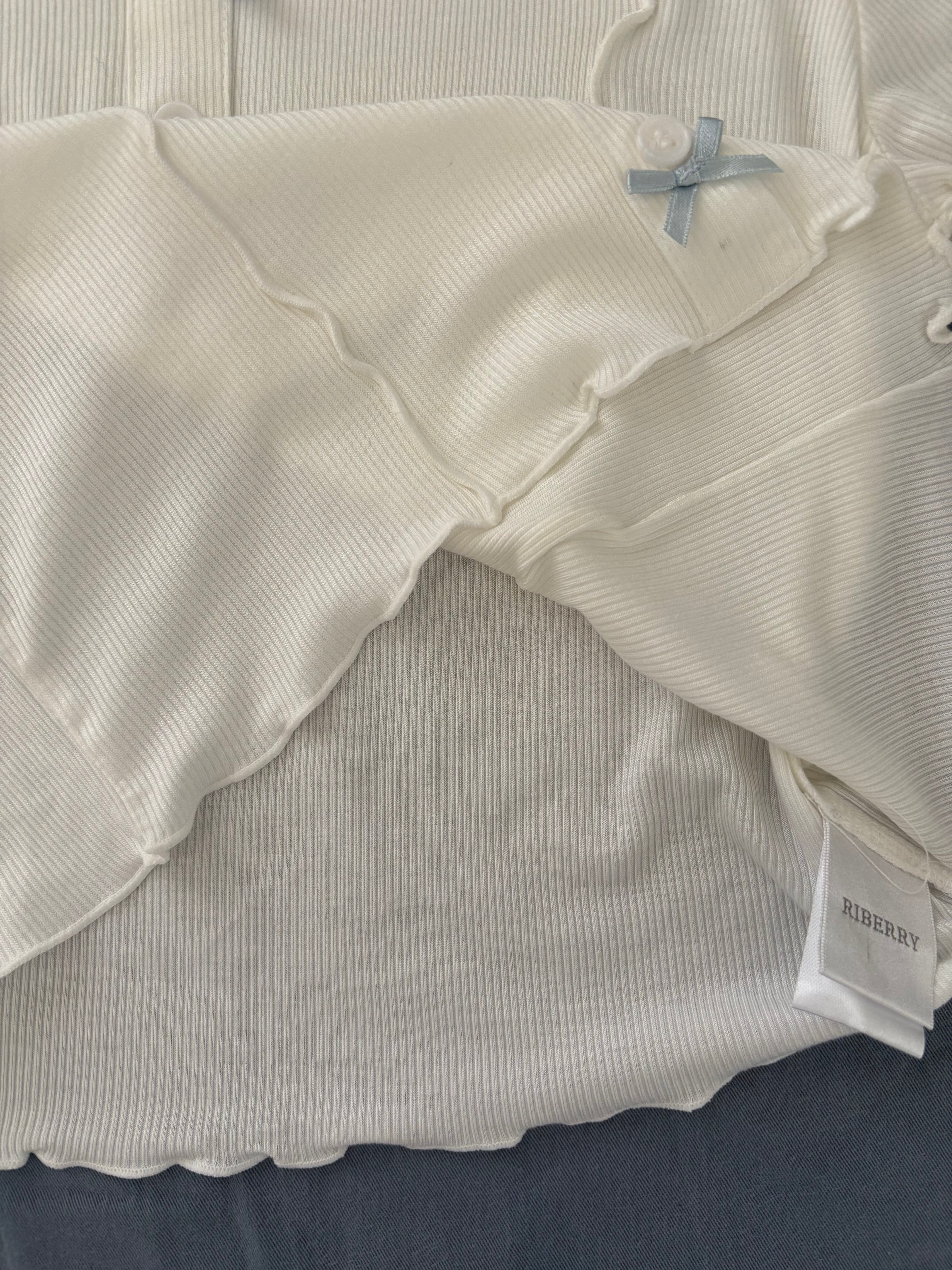 Milk white crop top with little blue bows