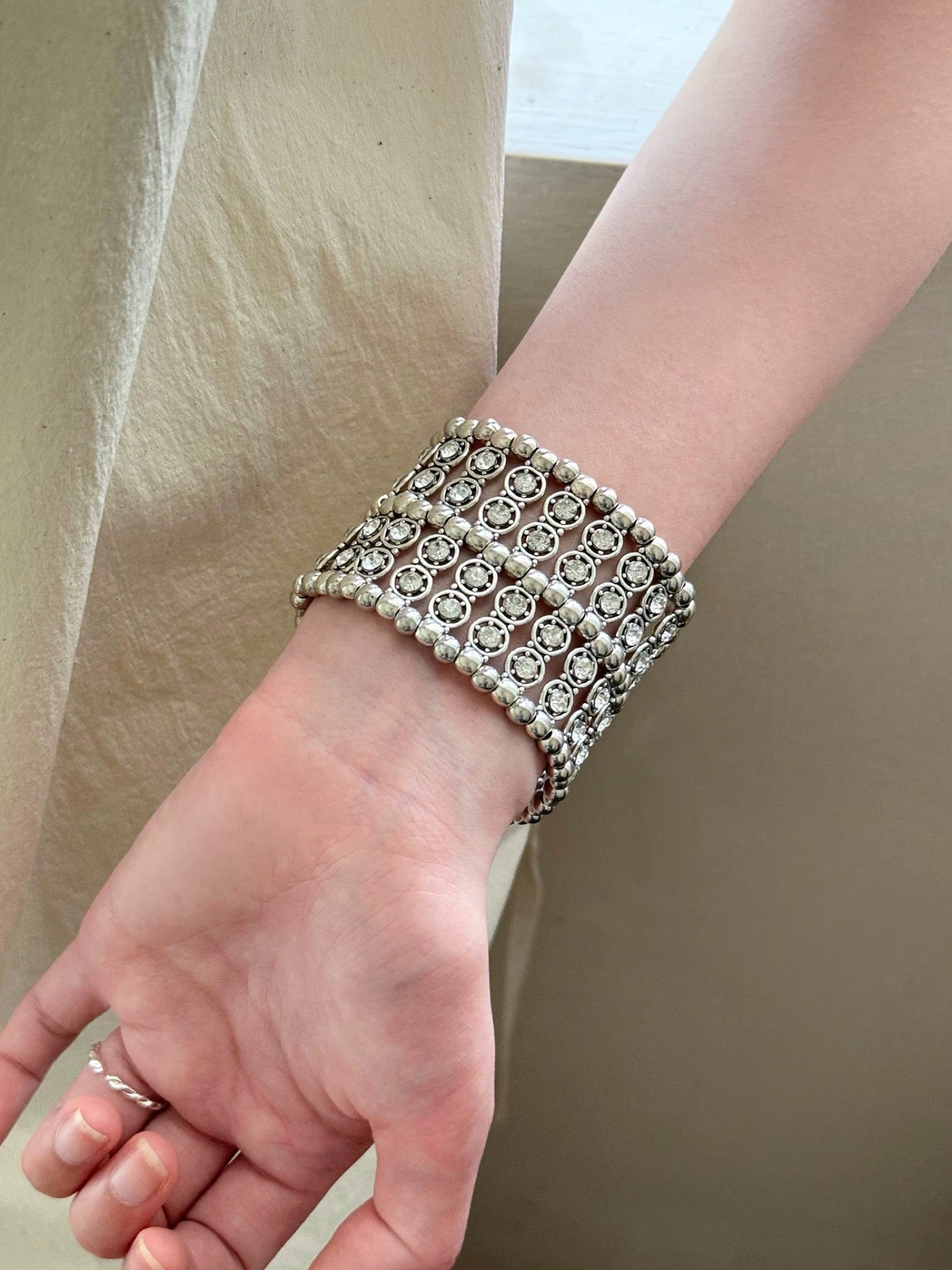 Heavy Crystal Elastic Wide Cuff Bracelet Women's Geometric Rhinestone Bangle Unique Stretch Arm Jewelry