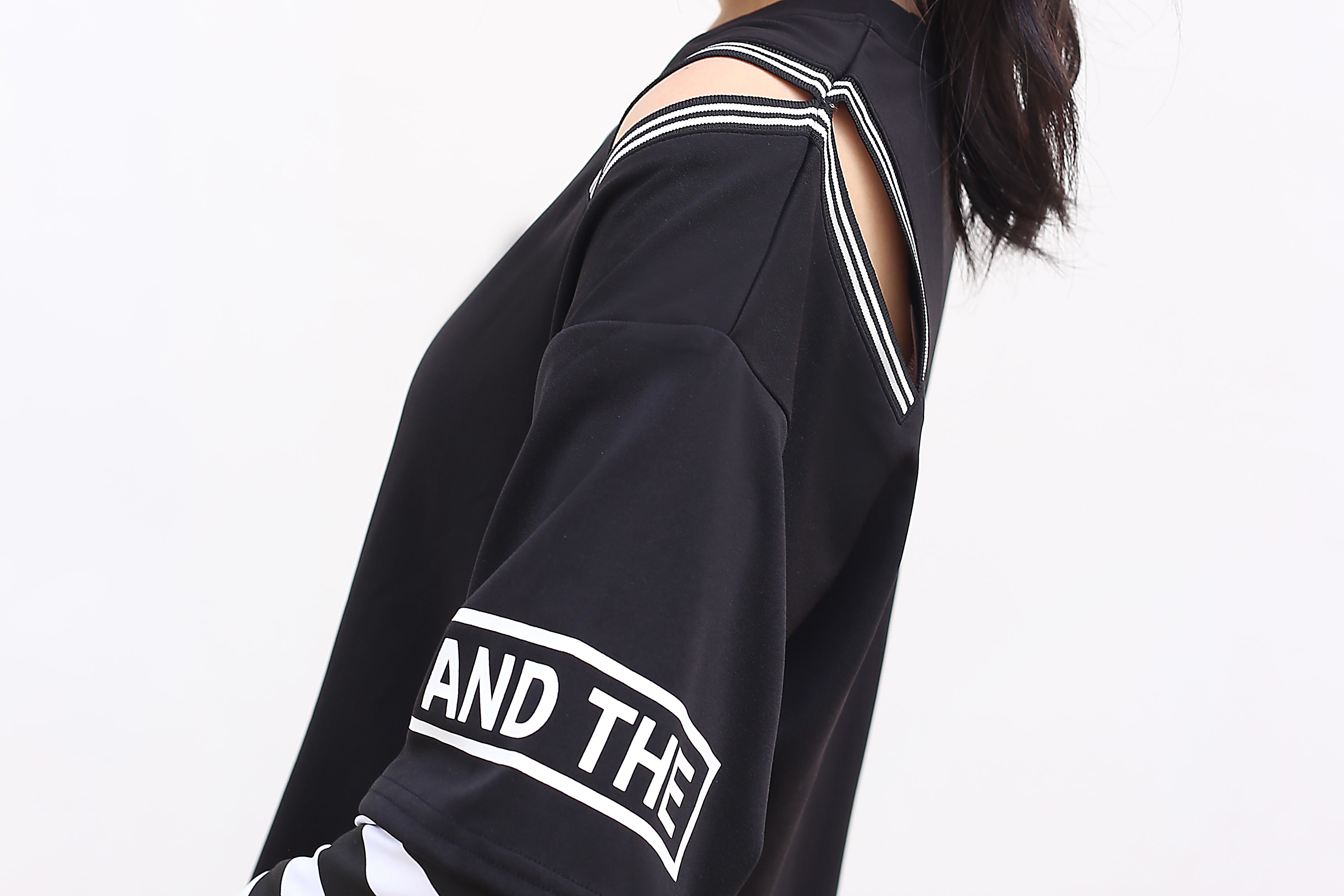 Kawaii Cold Shoulder Striped Long Sleeve Top Harajuku Oversized Fake Two-Piece T-Shirt