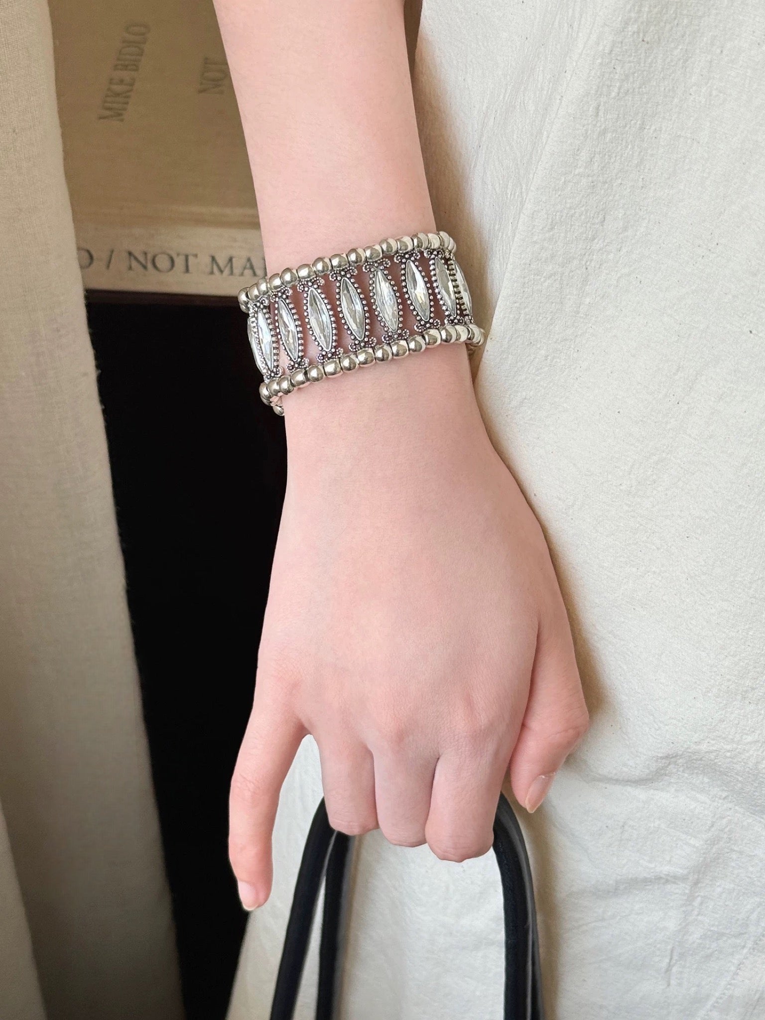 Heavy Crystal Elastic Wide Cuff Bracelet Women's Geometric Rhinestone Bangle Unique Stretch Arm Jewelry