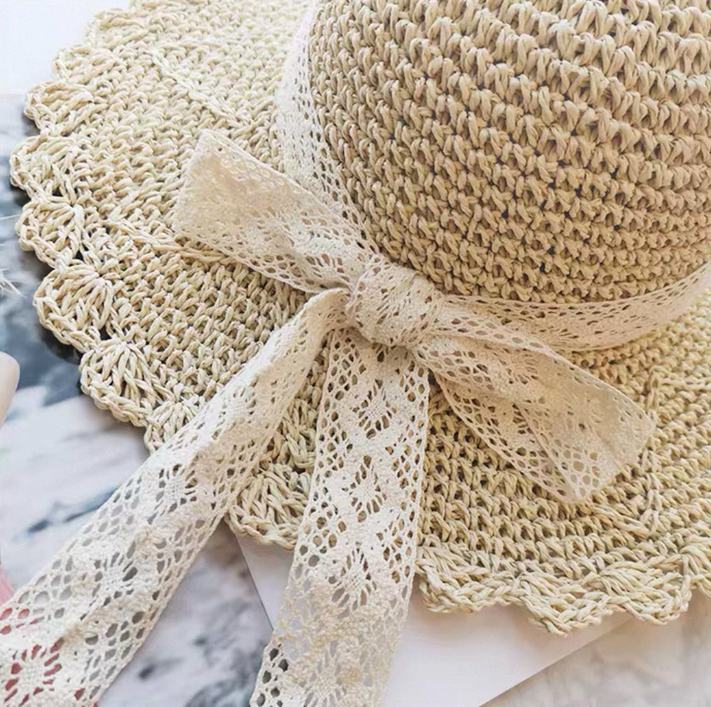 Lace Bow Straw Hat for Women Summer Wide Brim Beach Sun Hat Adjustable Cute Ribbon Floppy Cap