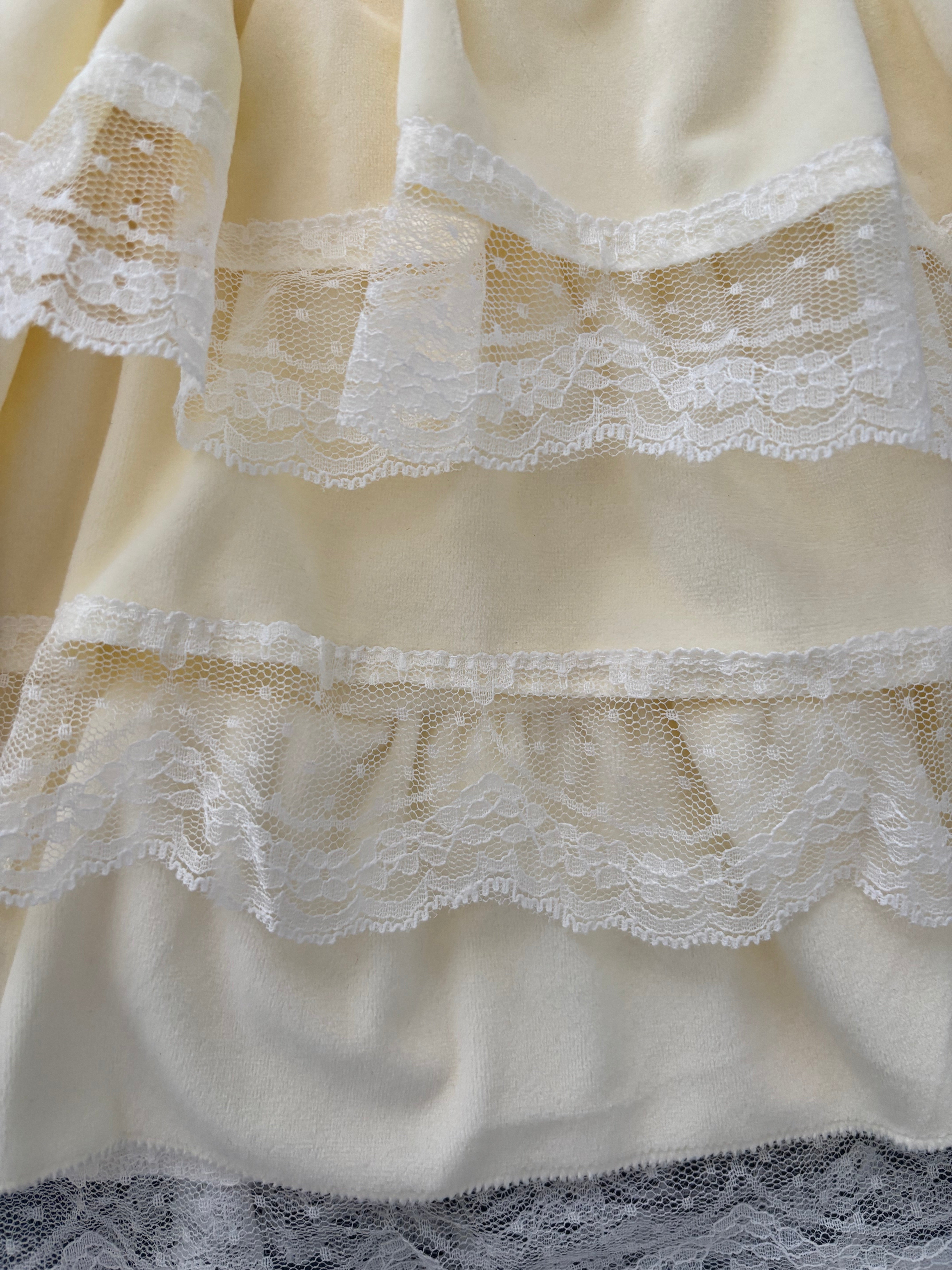 Cream yellow fluffy lace tutu mini skirt with under pants