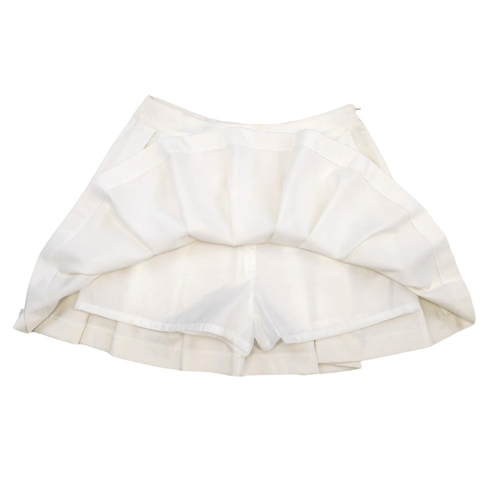 Cute schoolgirl fashion short skirt for daily wear