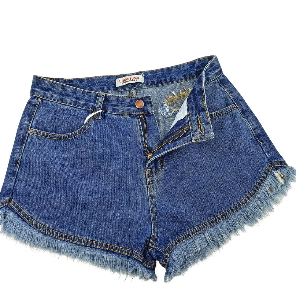 Women’s raw hem jean shorts, classic five-pocket style