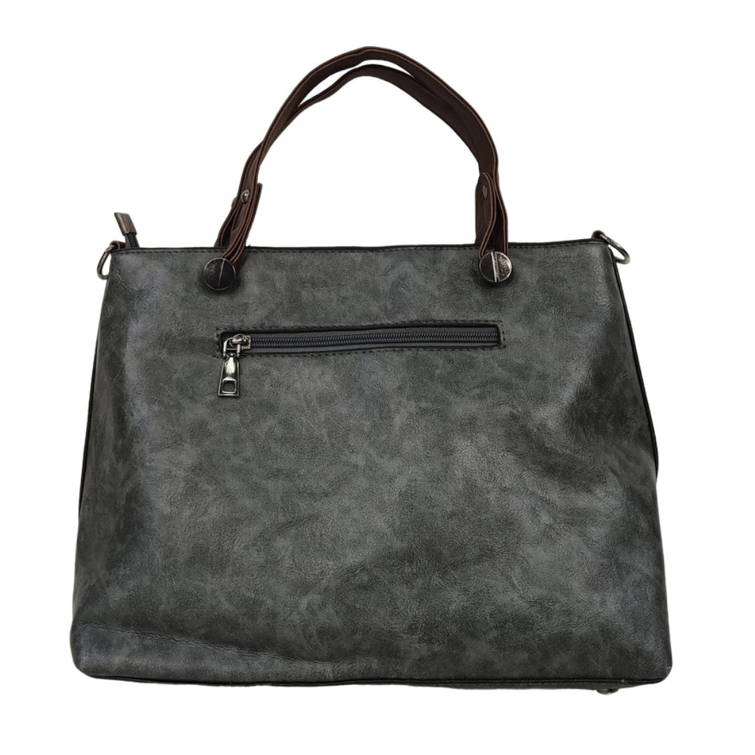 Spacious PU leather handbag with compartments