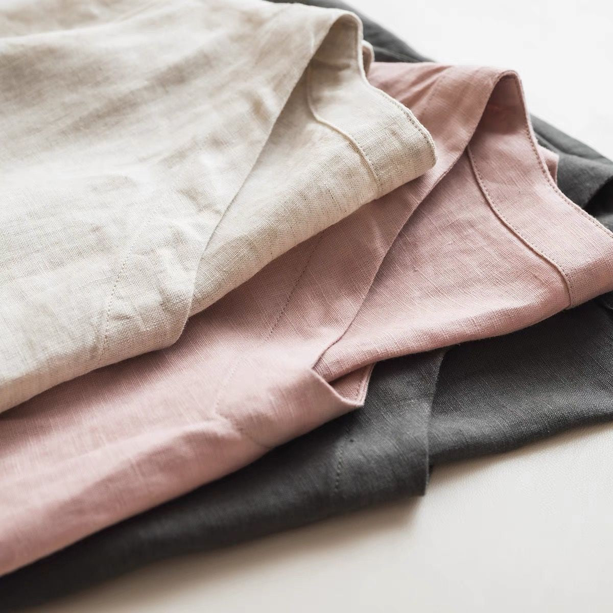 Minimalist Linen V-Neck Dress for Women Short Sleeve Midi Dress with Pockets Summer Loose Fit