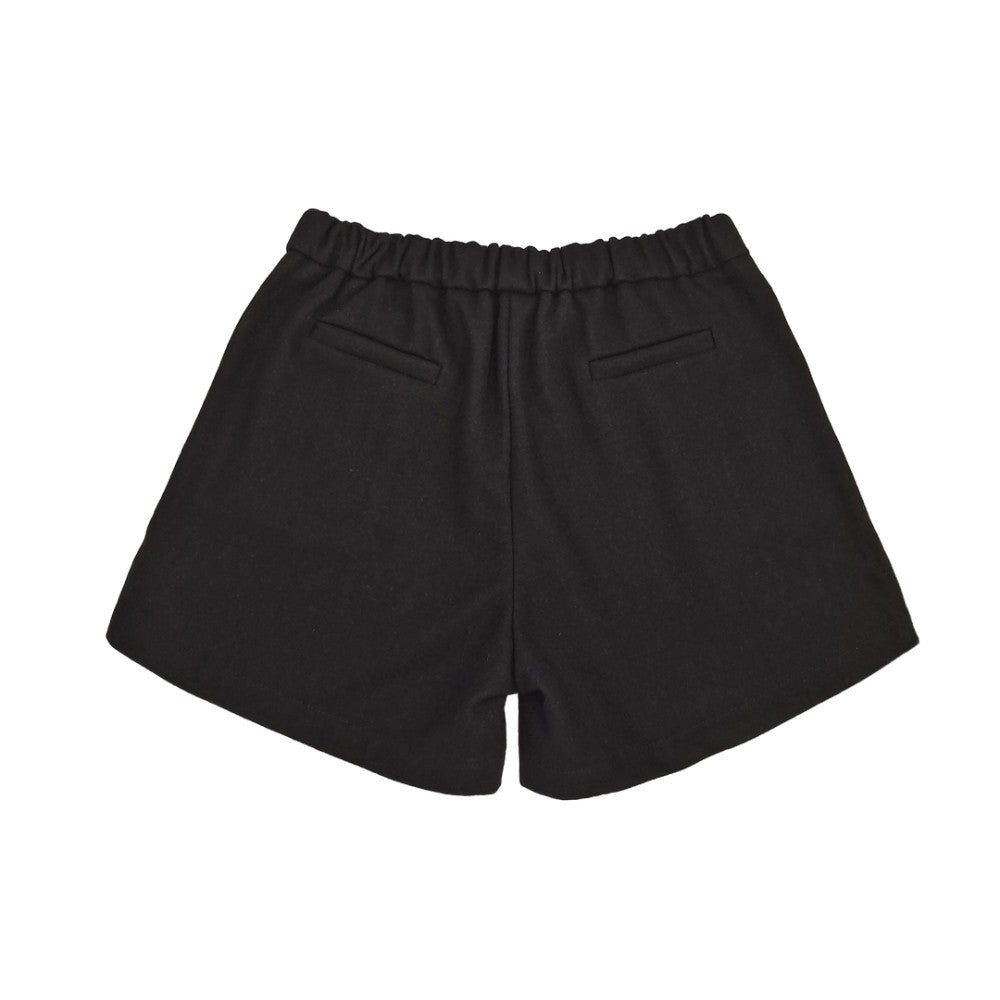 Cute versatile black shorts with back detail and comfy fit